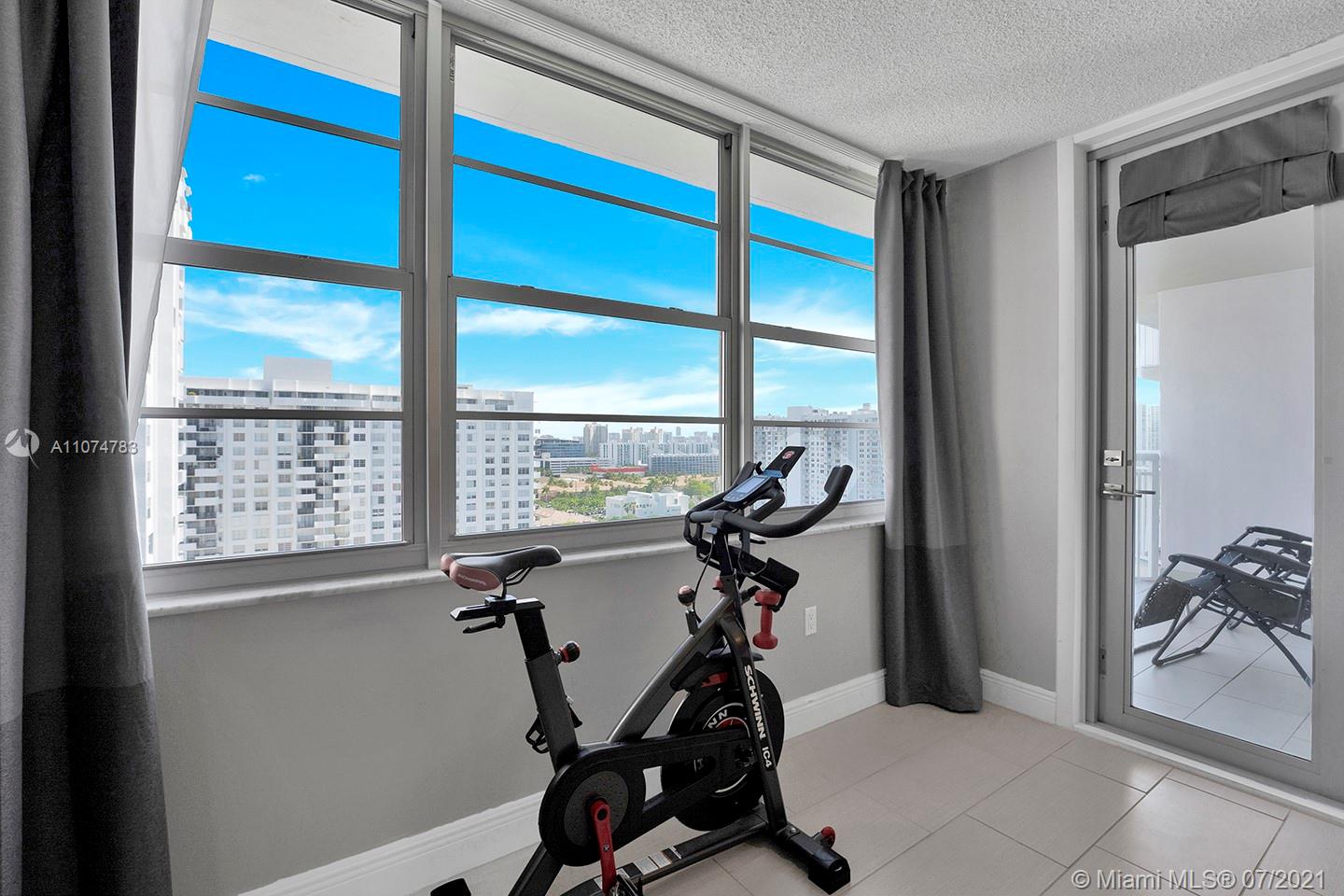 DEL PRADO MARINA - Residential
