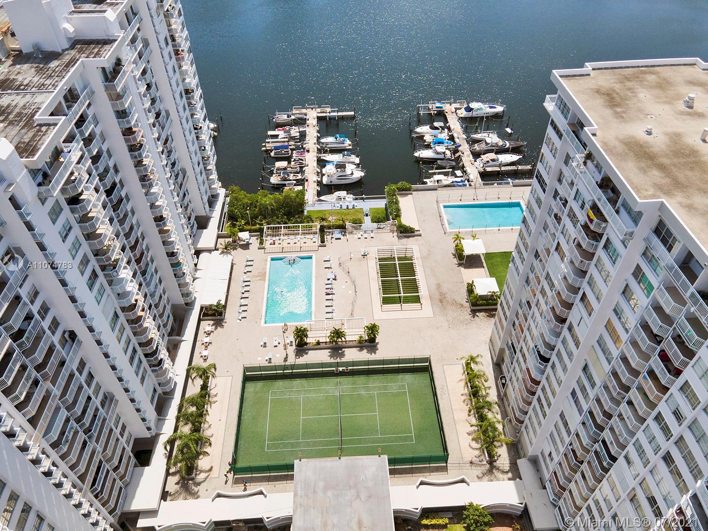 DEL PRADO MARINA - Residential