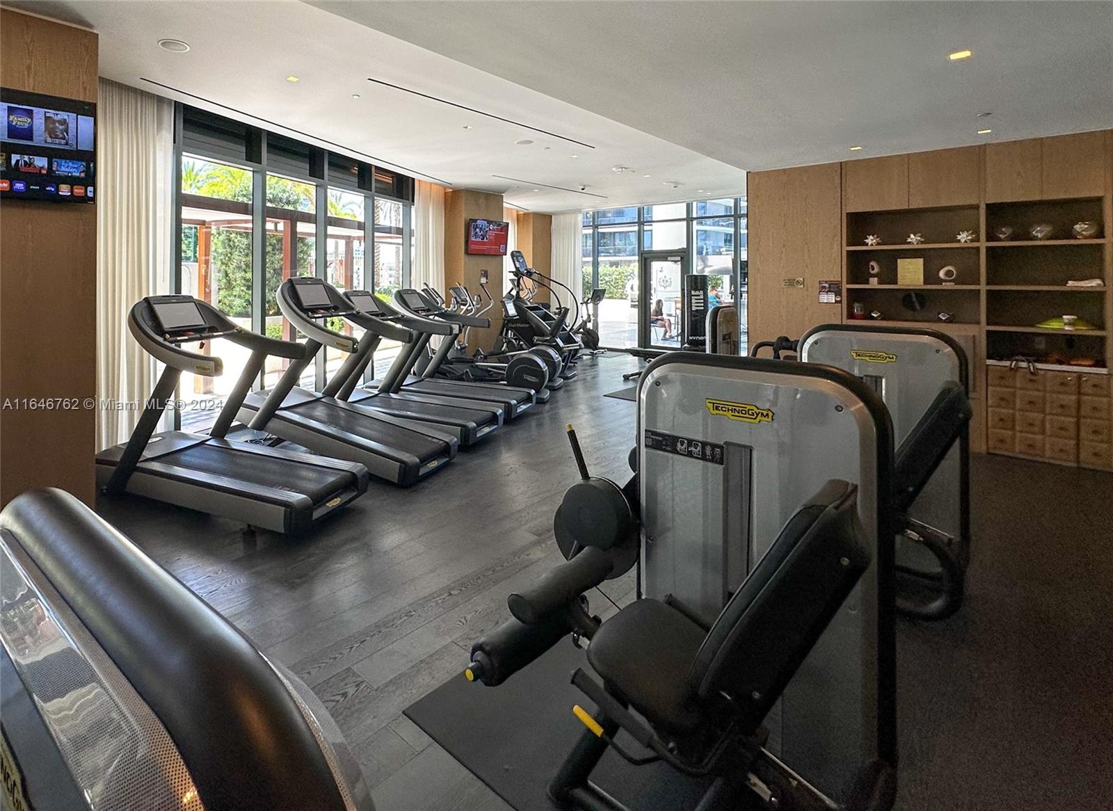 SLS Lux - Residential Lease
