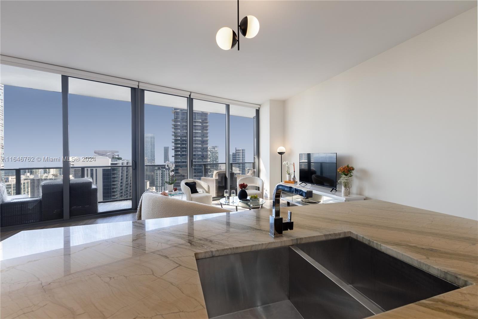 SLS Lux - Residential Lease