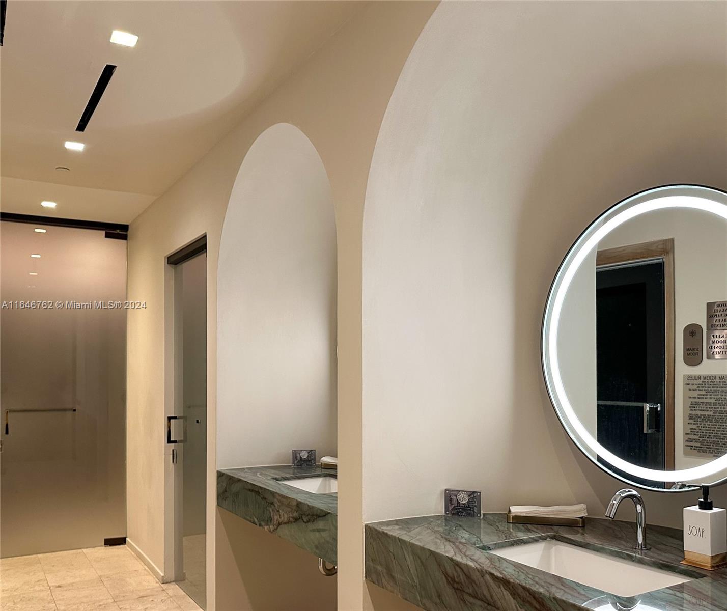 SLS Lux - Residential Lease