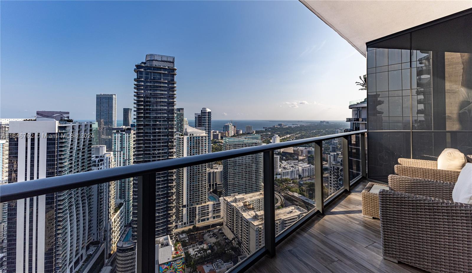 SLS Lux - Residential Lease