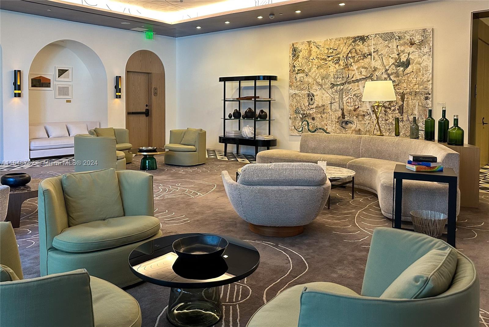 SLS Lux - Residential Lease