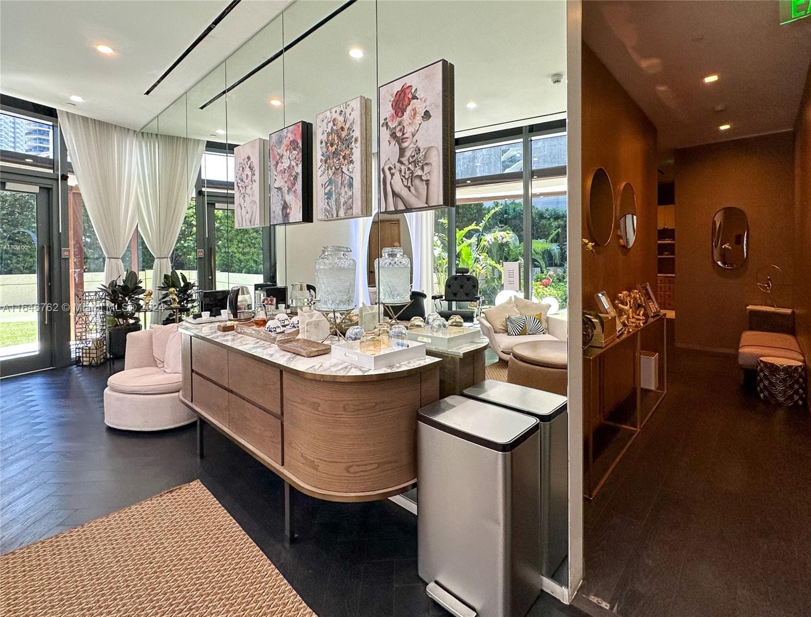SLS Lux - Residential Lease