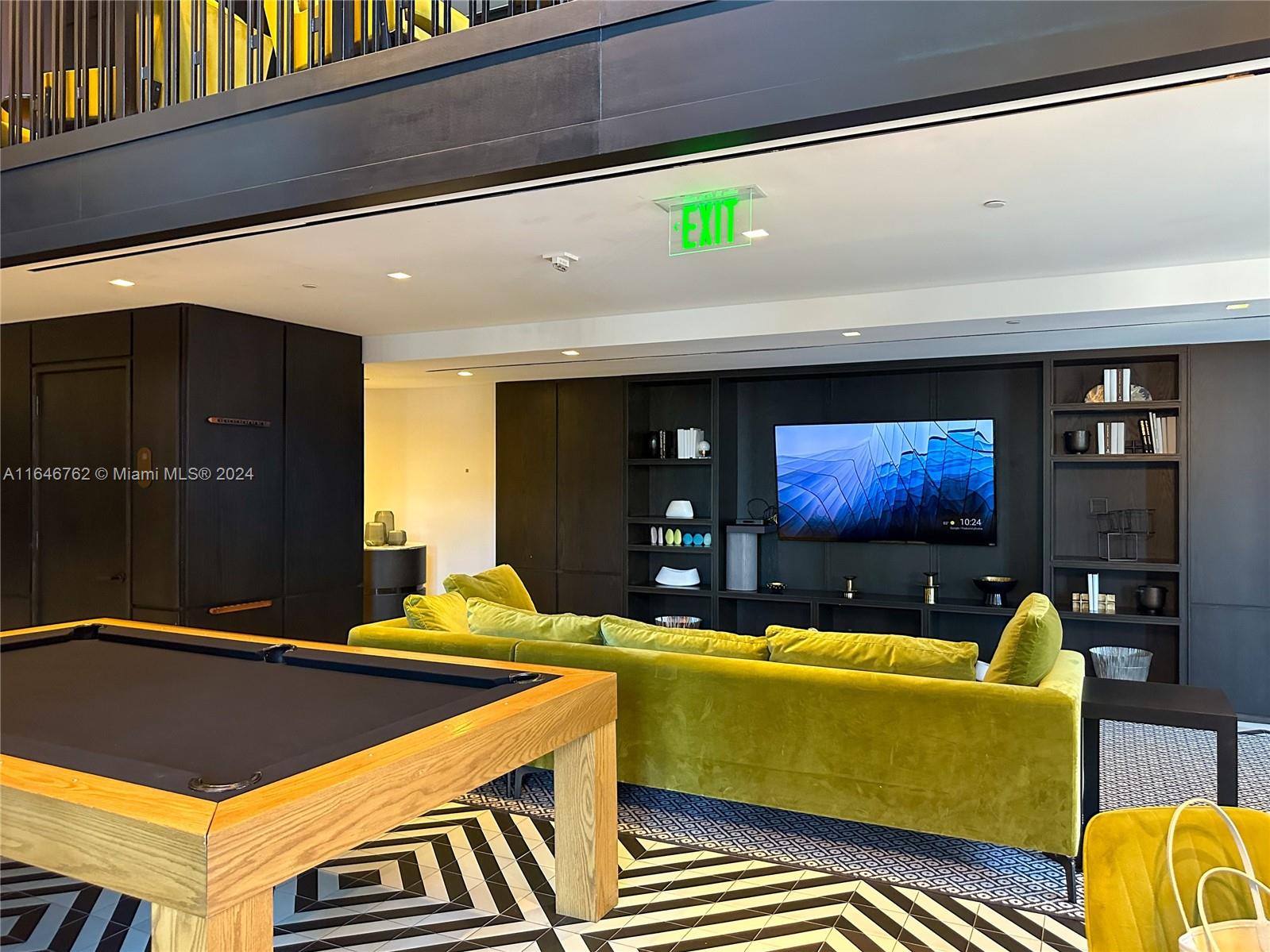 SLS Lux - Residential Lease