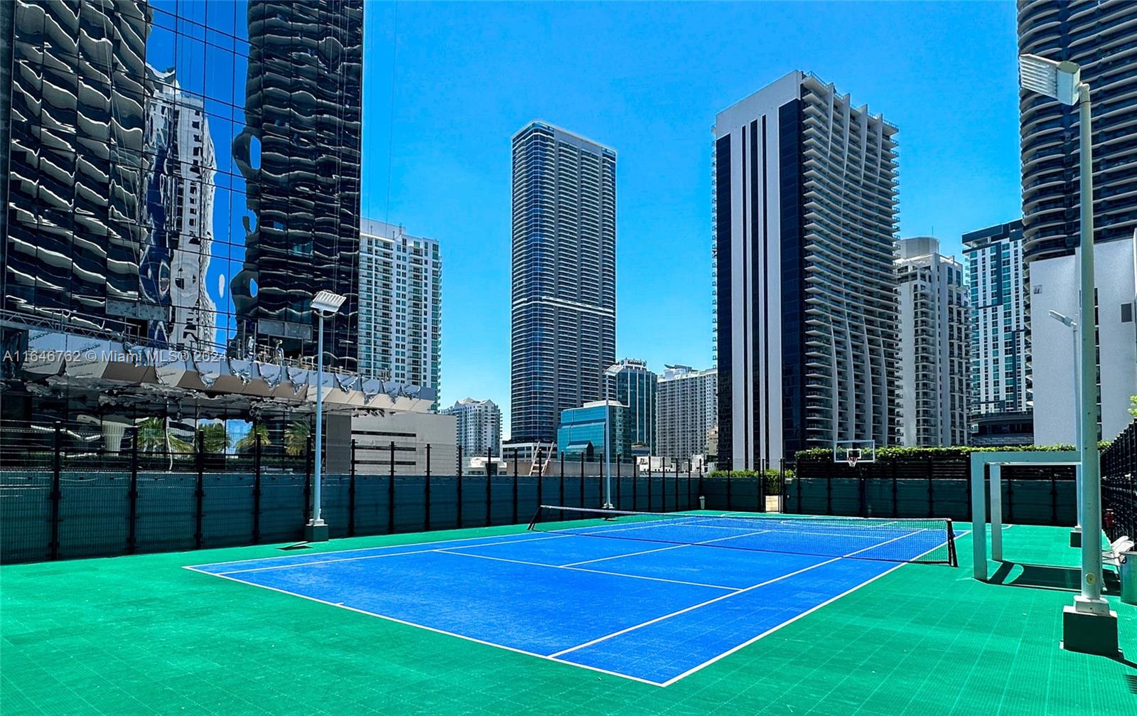 SLS Lux - Residential Lease