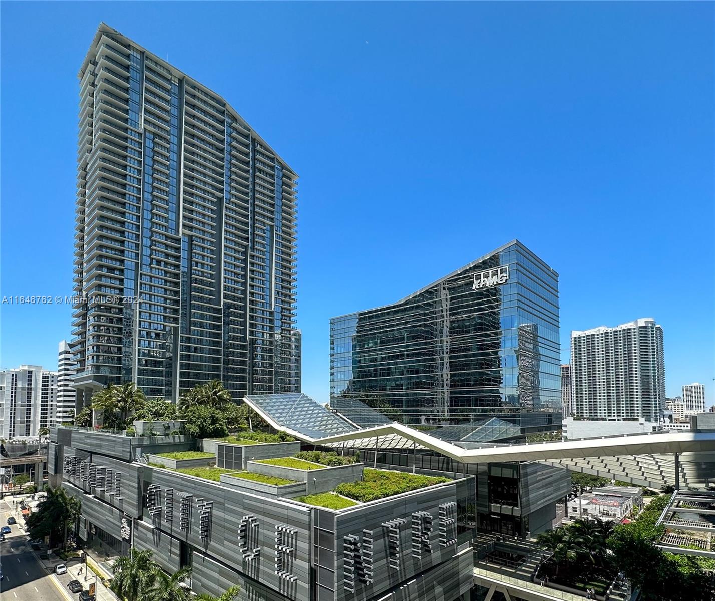 SLS Lux - Residential Lease