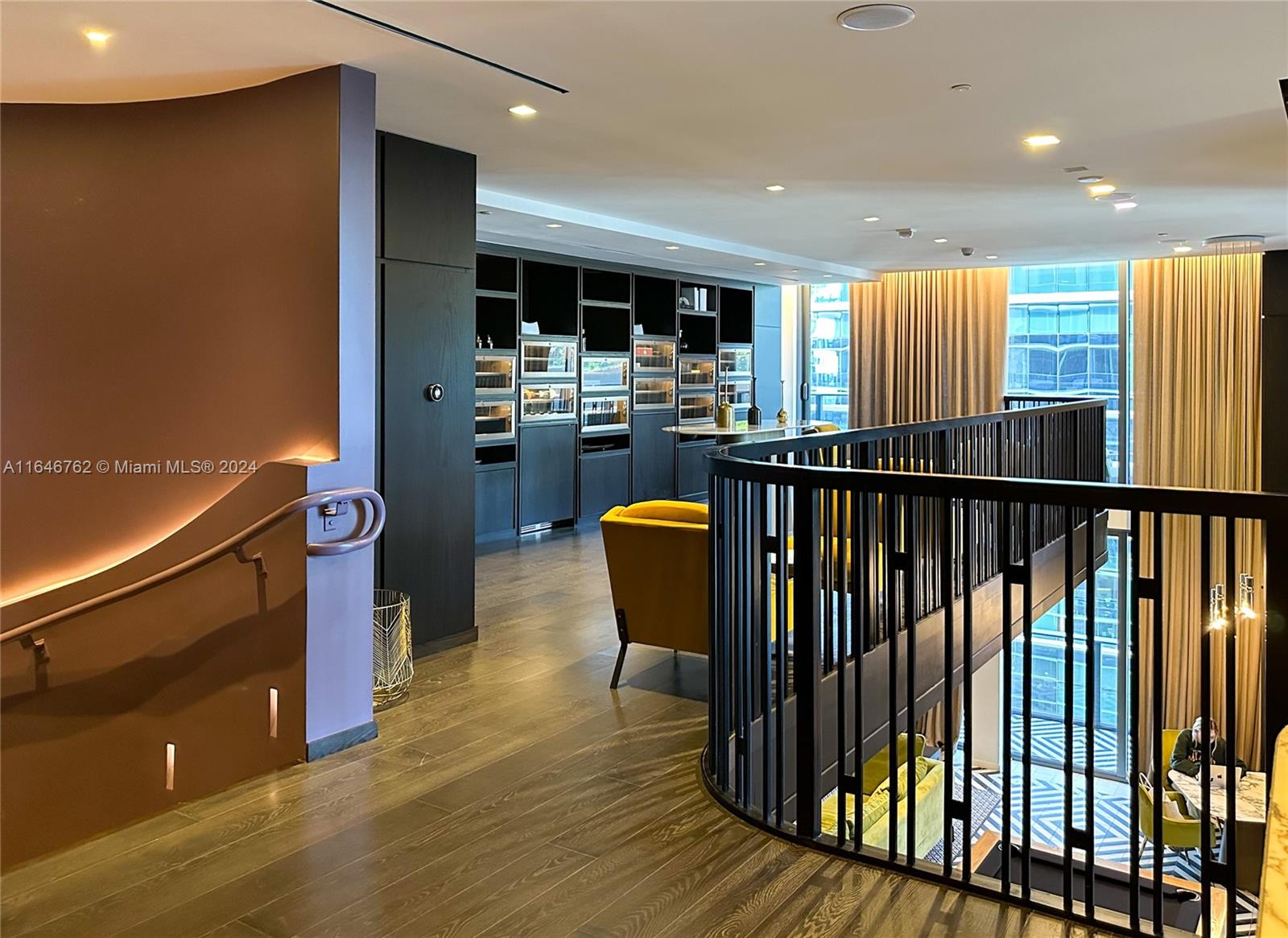 SLS Lux - Residential Lease