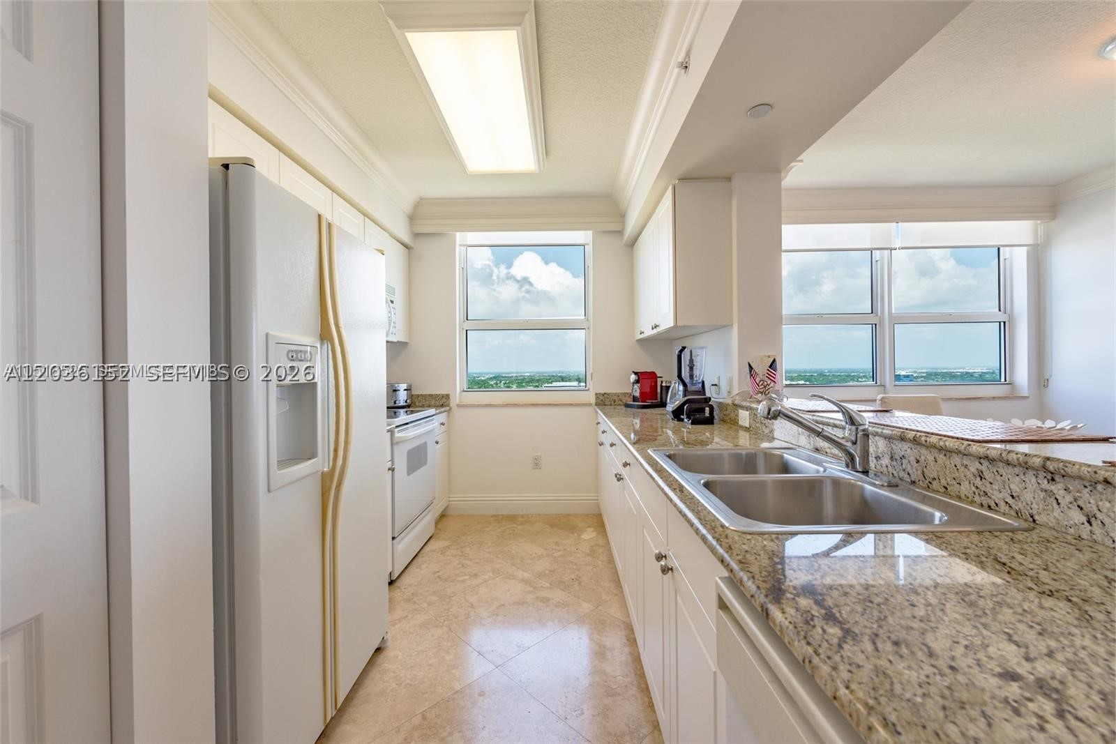 TURNBERRY ON THE GREEN CO - Residential