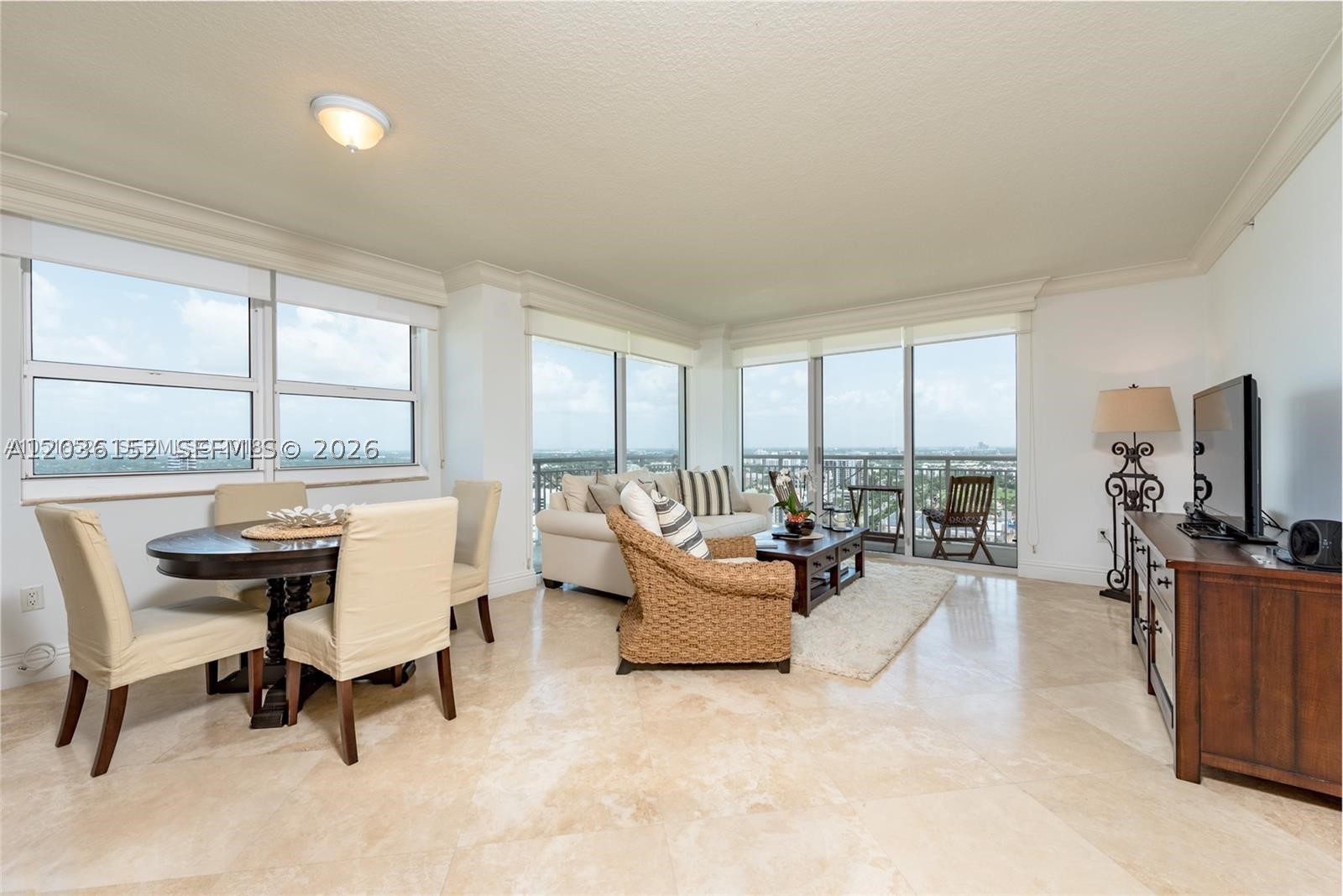 TURNBERRY ON THE GREEN CO - Residential