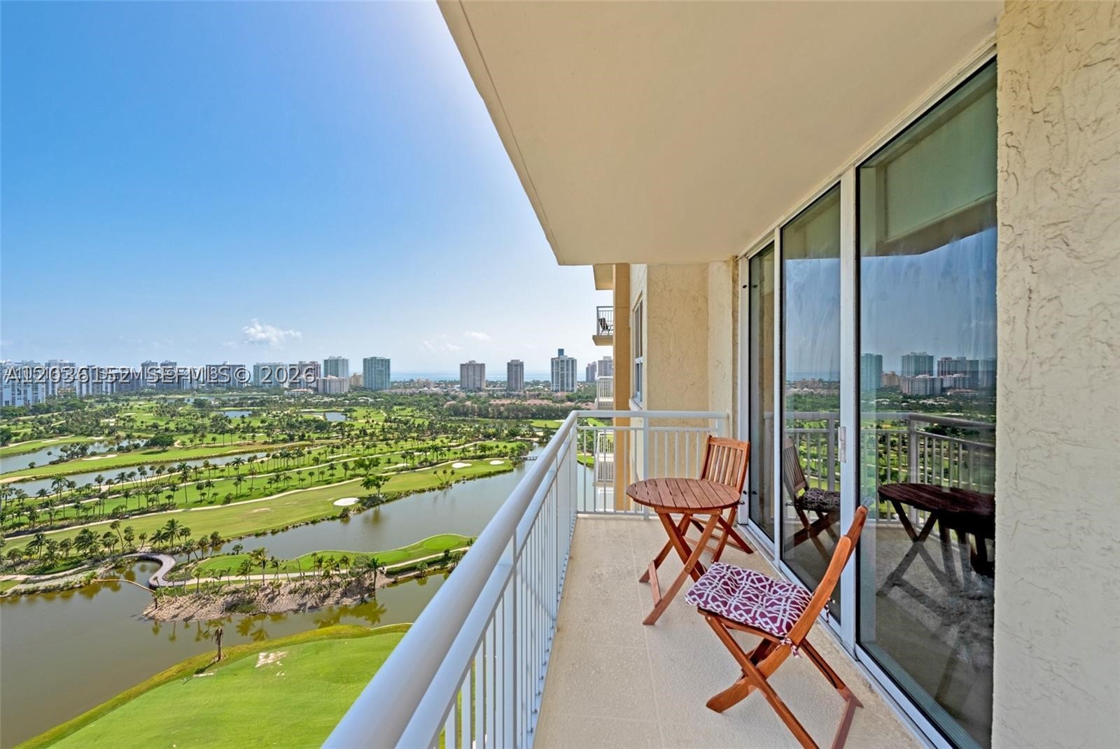 TURNBERRY ON THE GREEN CO - Residential