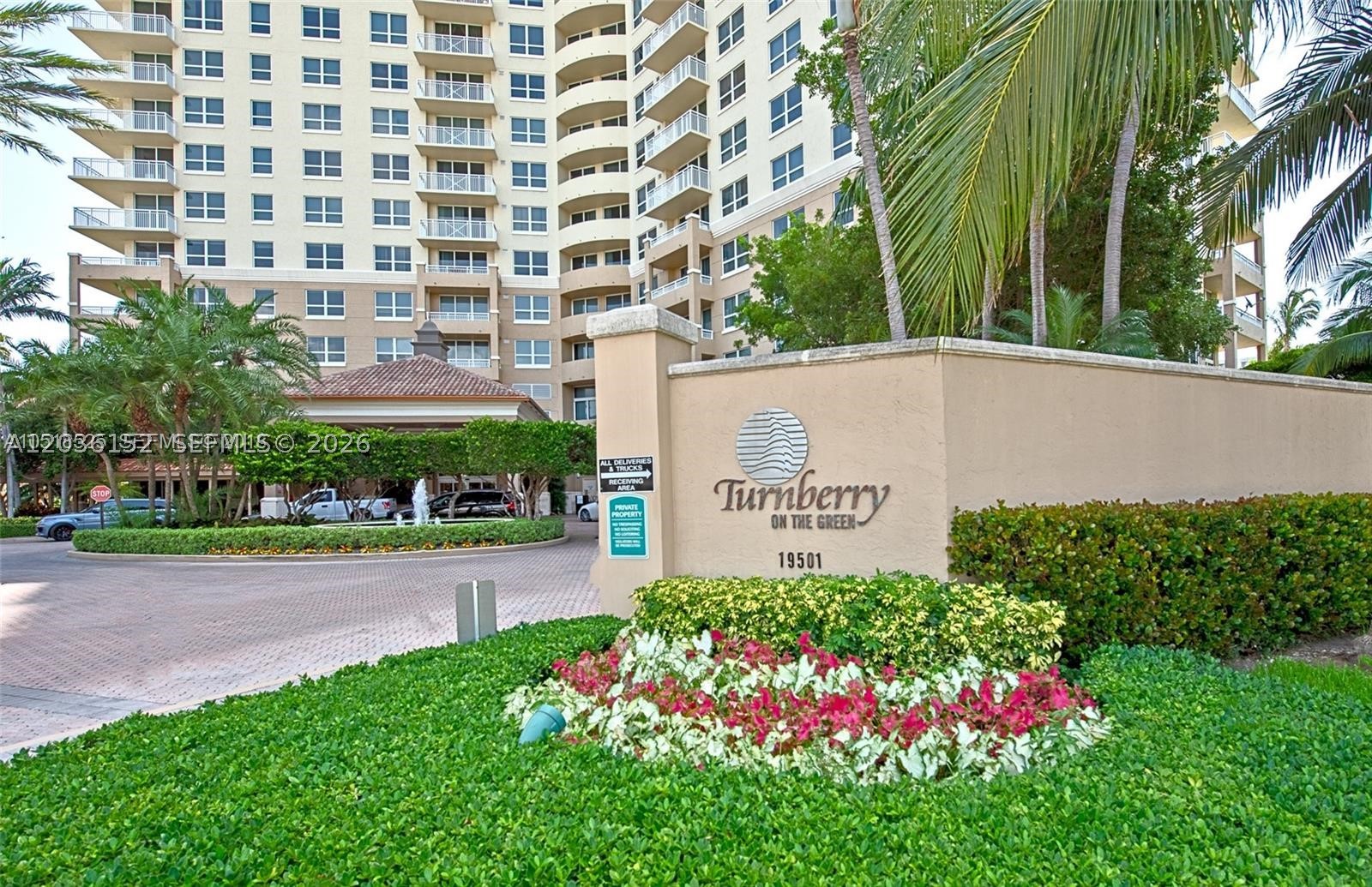 TURNBERRY ON THE GREEN CO - Residential