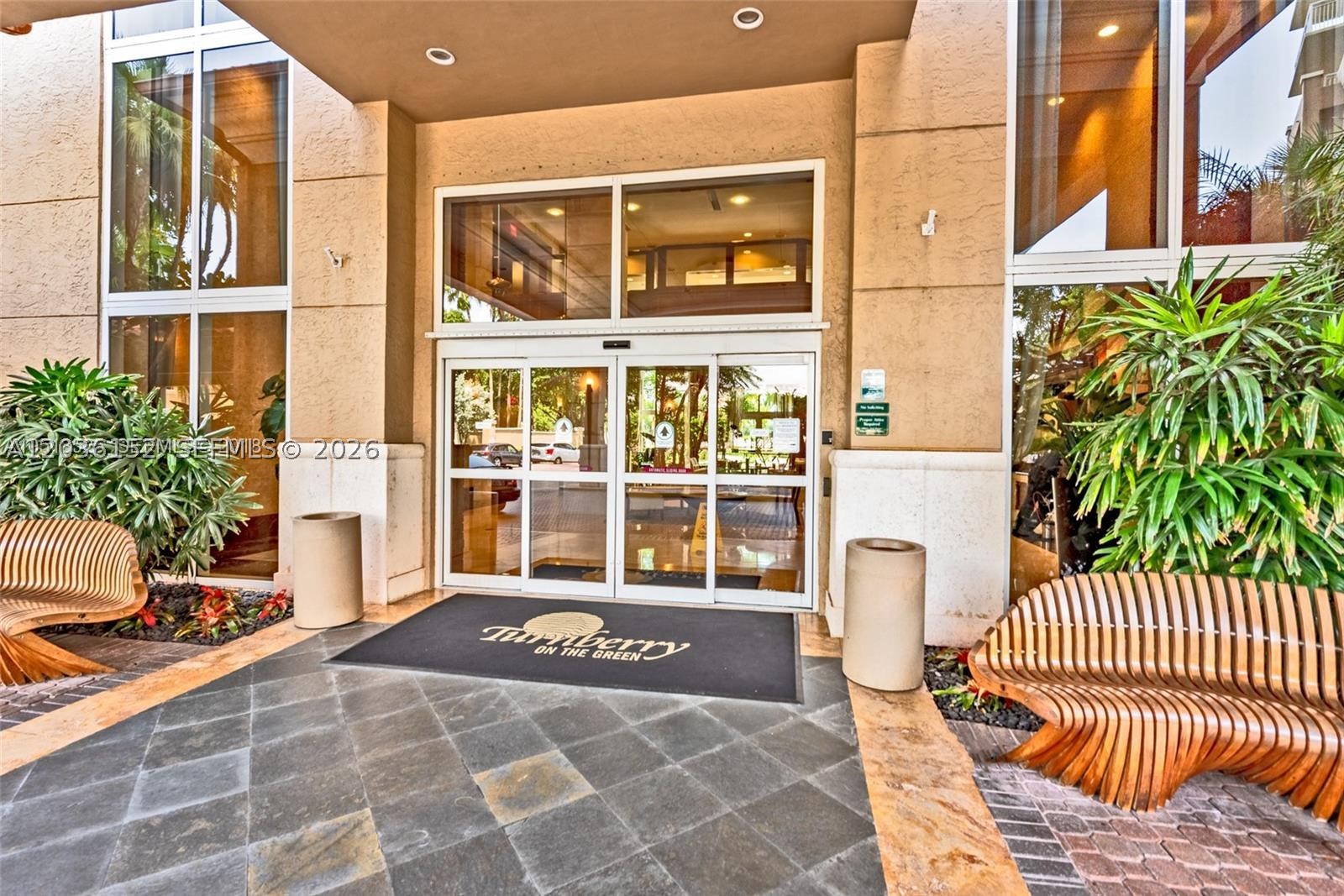 TURNBERRY ON THE GREEN CO - Residential