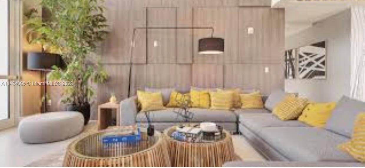 DORAL PALMS NORTH - Residential Lease