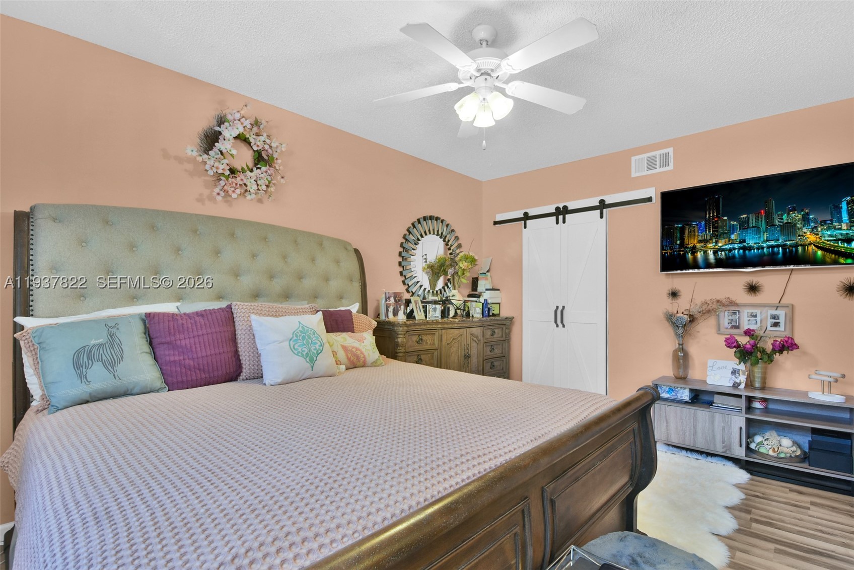 PEPPERTREE ON THE PARK CO - Residential