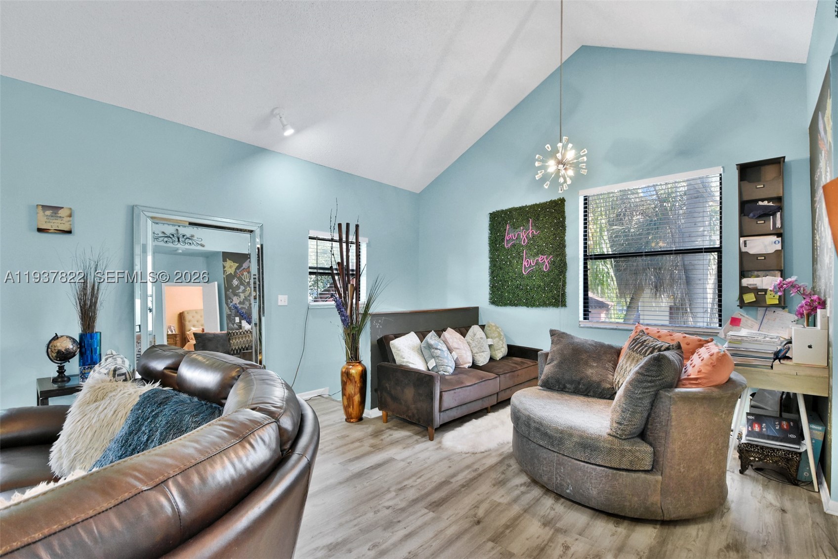 PEPPERTREE ON THE PARK CO - Residential