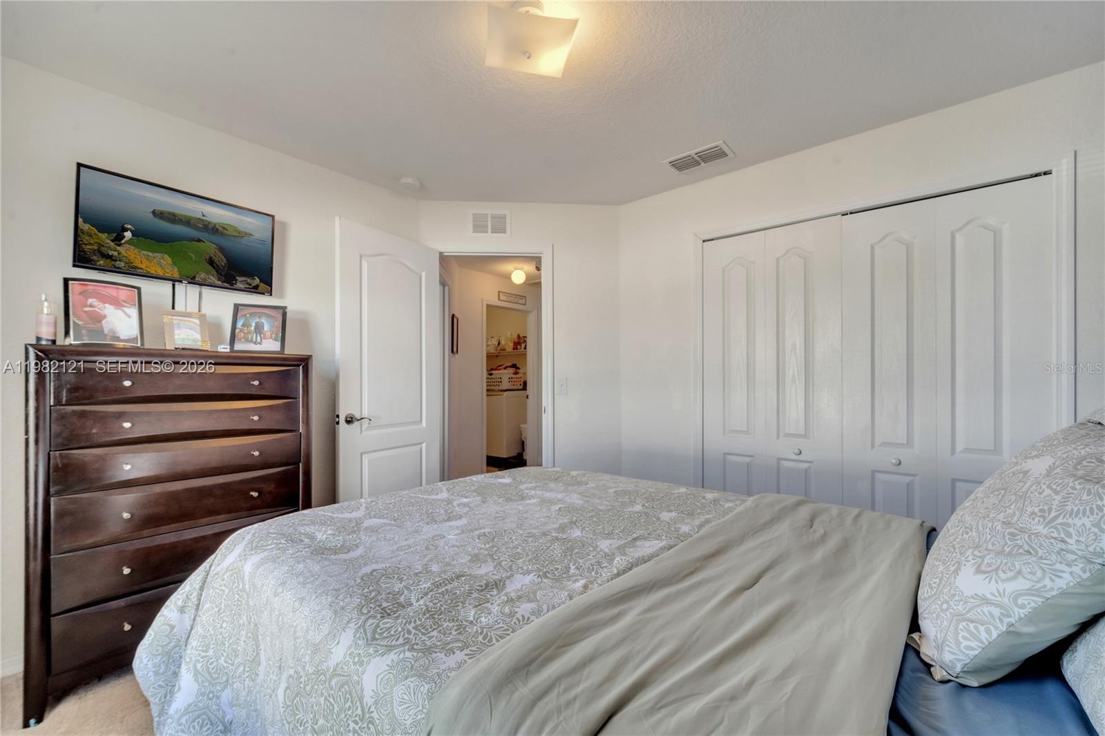 Snell Creek Manor - Residential