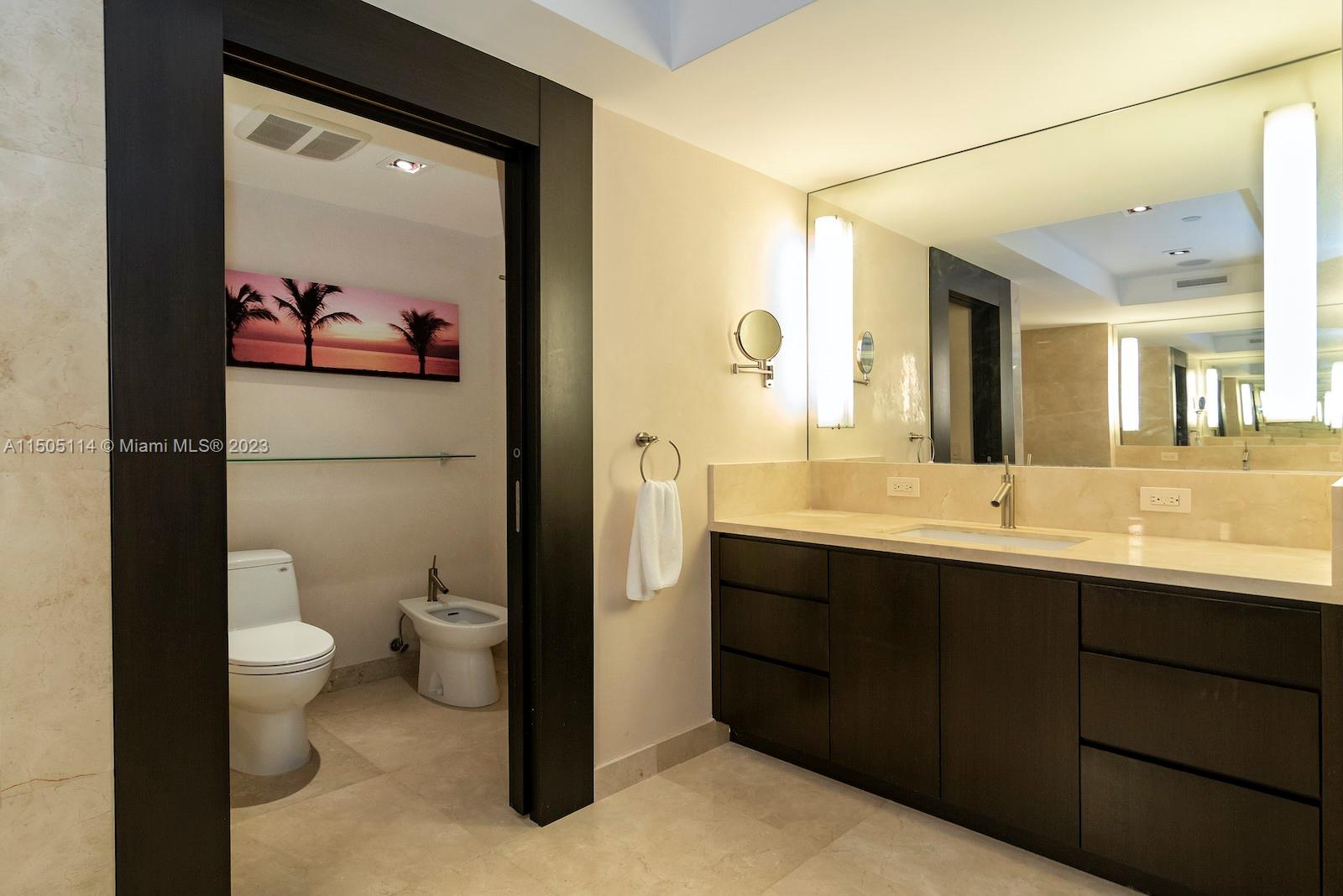 JADE RESIDENCES AT BRICKE - Residential