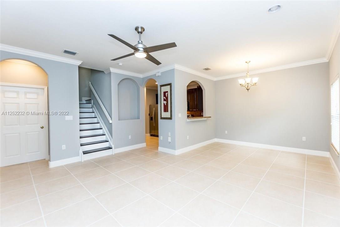 MERRICK PRESERVE CONDO BL - Residential Lease