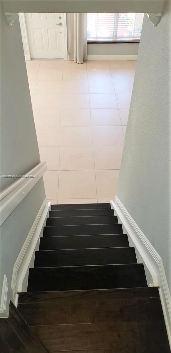 MERRICK PRESERVE CONDO BL - Residential Lease