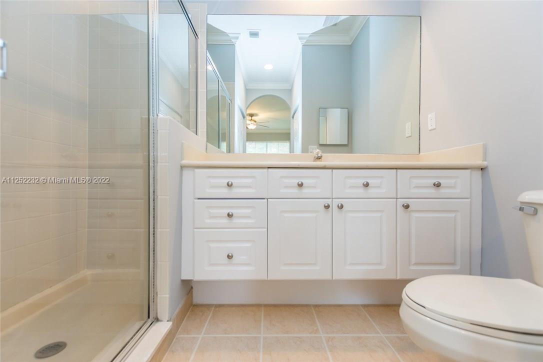 MERRICK PRESERVE CONDO BL - Residential Lease