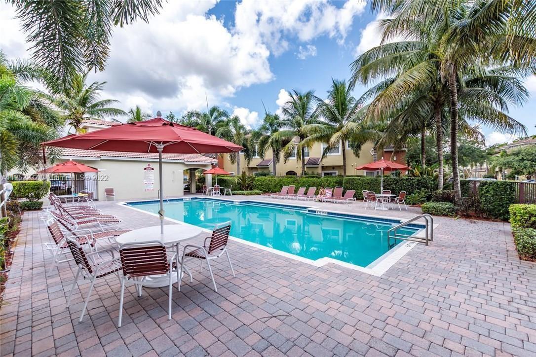 MERRICK PRESERVE CONDO BL - Residential Lease