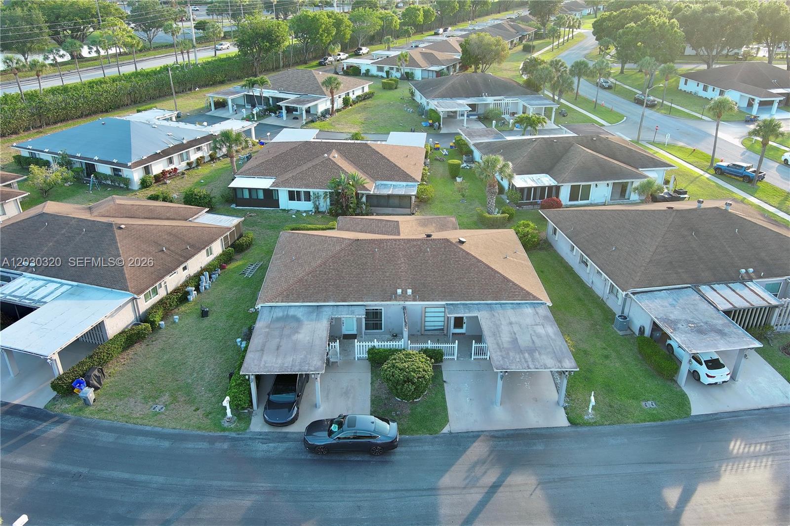 CAMELOT VILLAGE SEC 3 - Residential