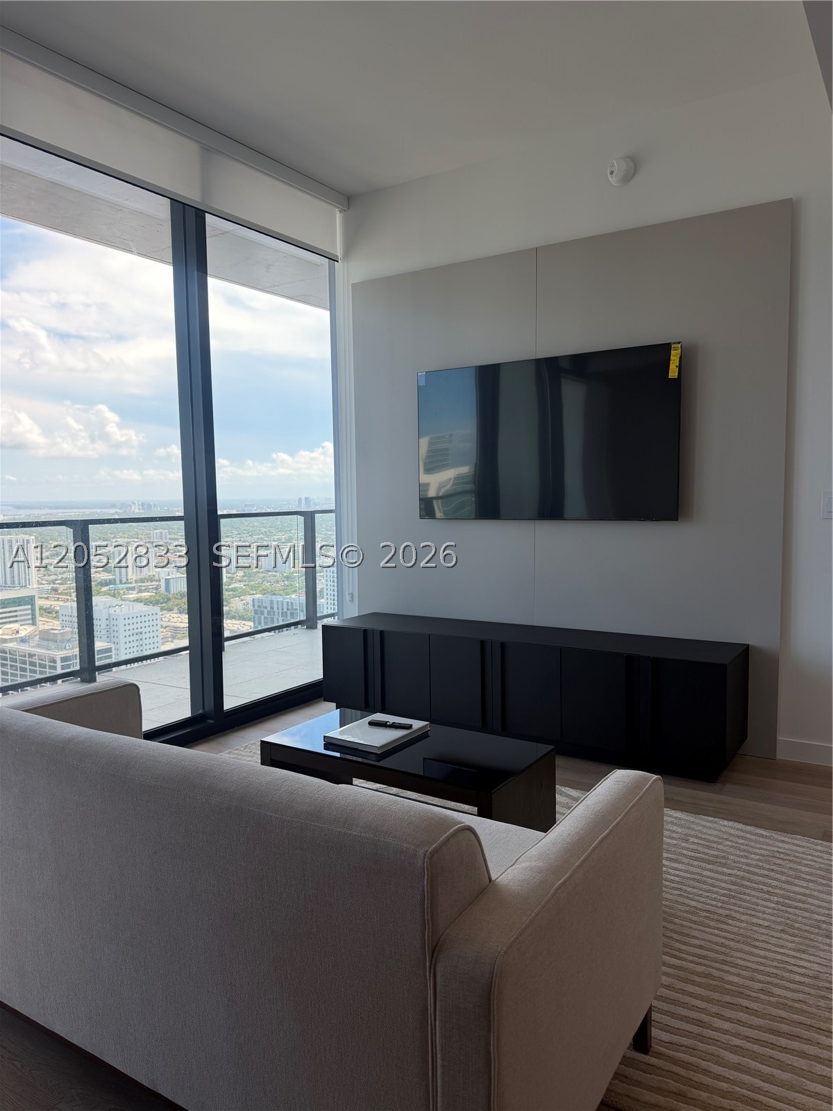 Miami North - Residential Lease