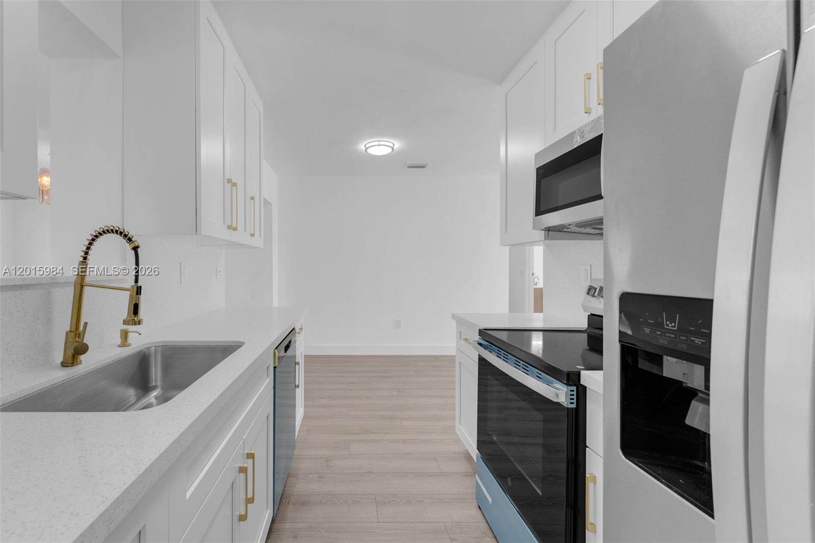 FAIRLAWN ESTS 1ST ADDN - Residential