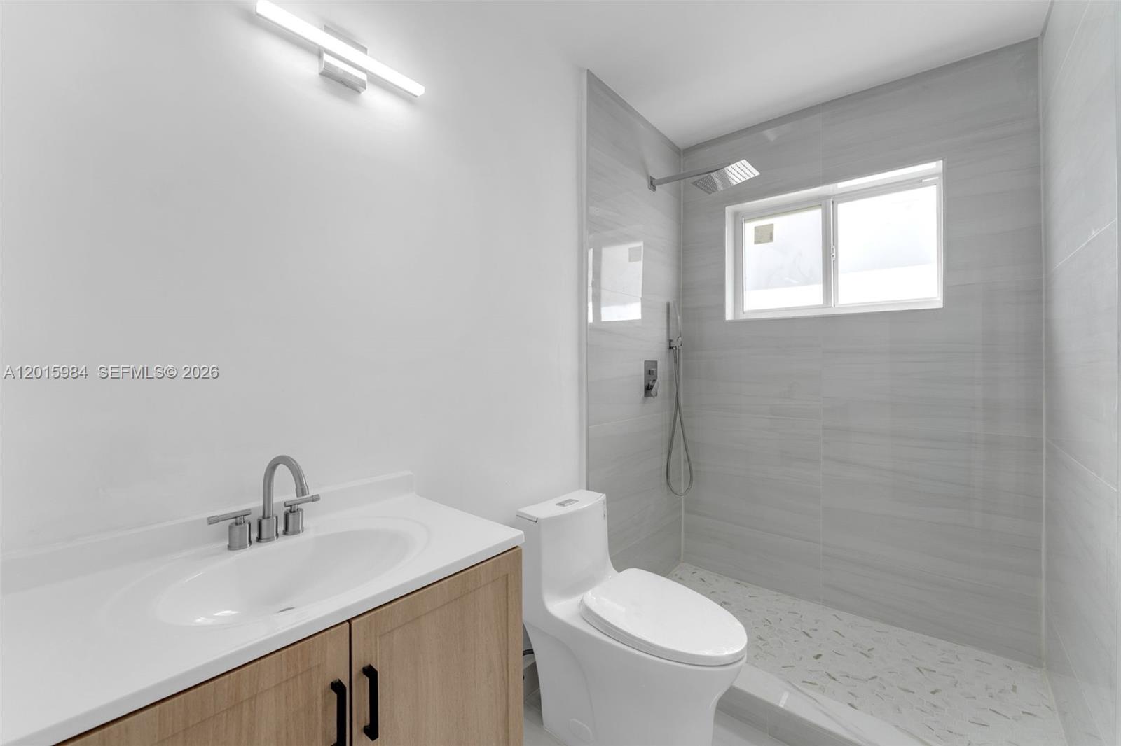 FAIRLAWN ESTS 1ST ADDN - Residential