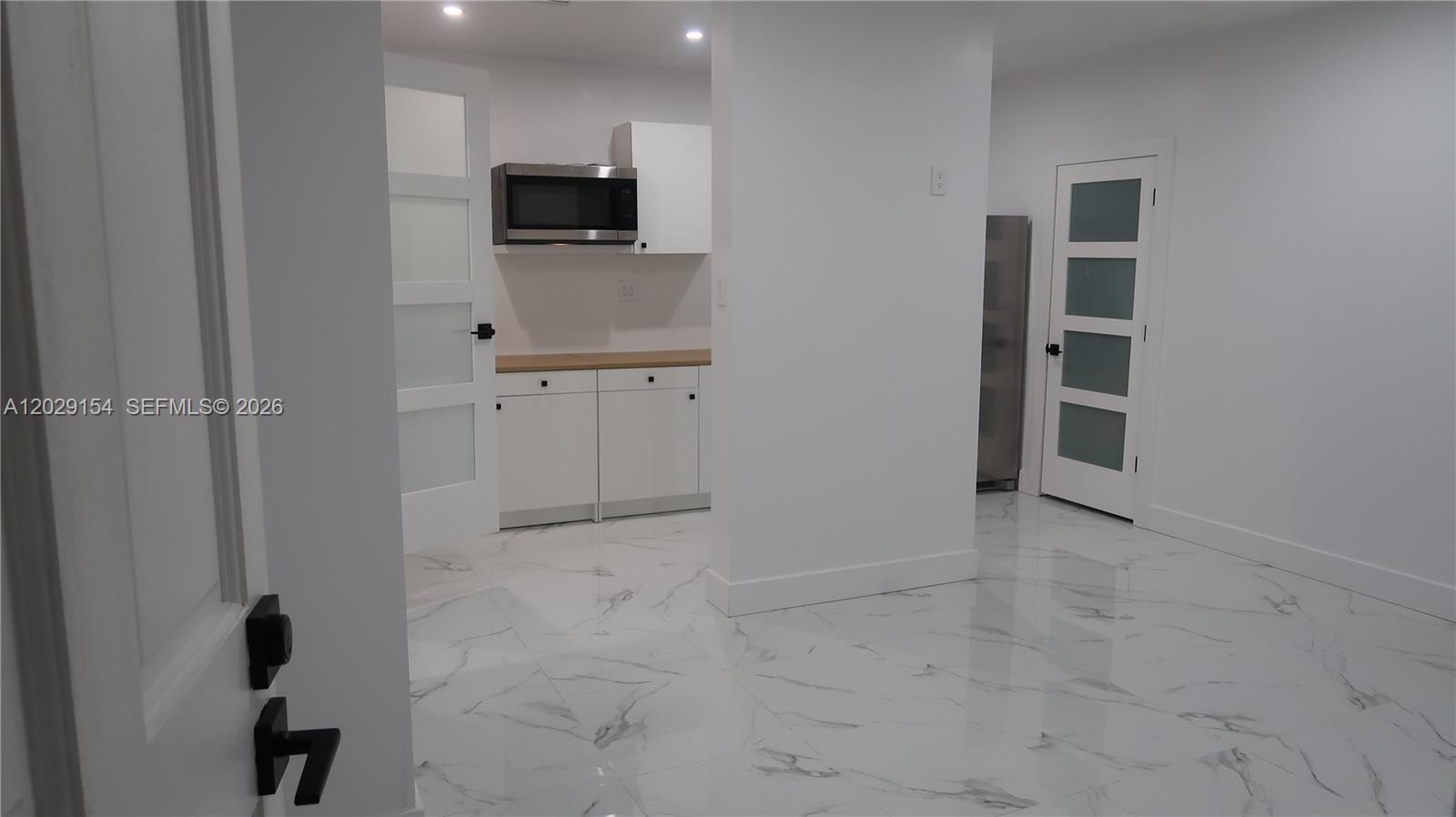 MARBELLA PARK - Residential Lease