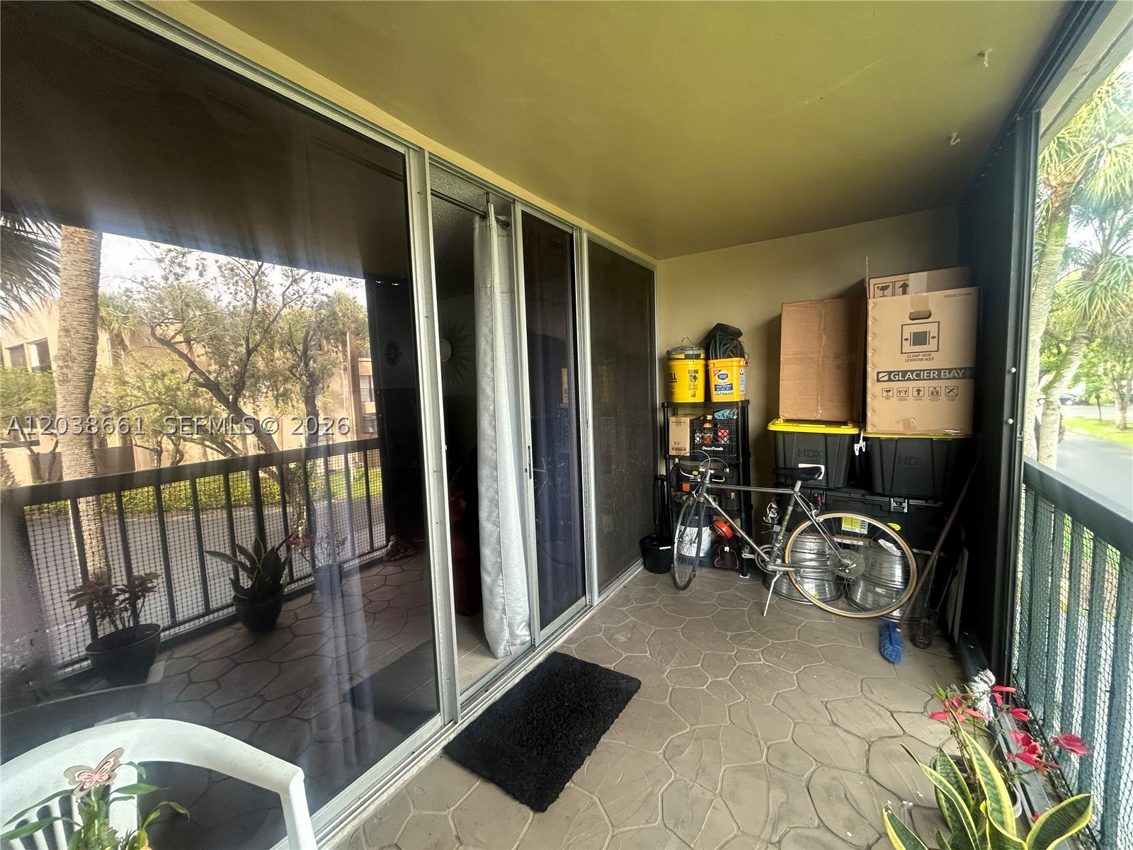 GARDENS OF KENDALL SO CON - Residential Lease