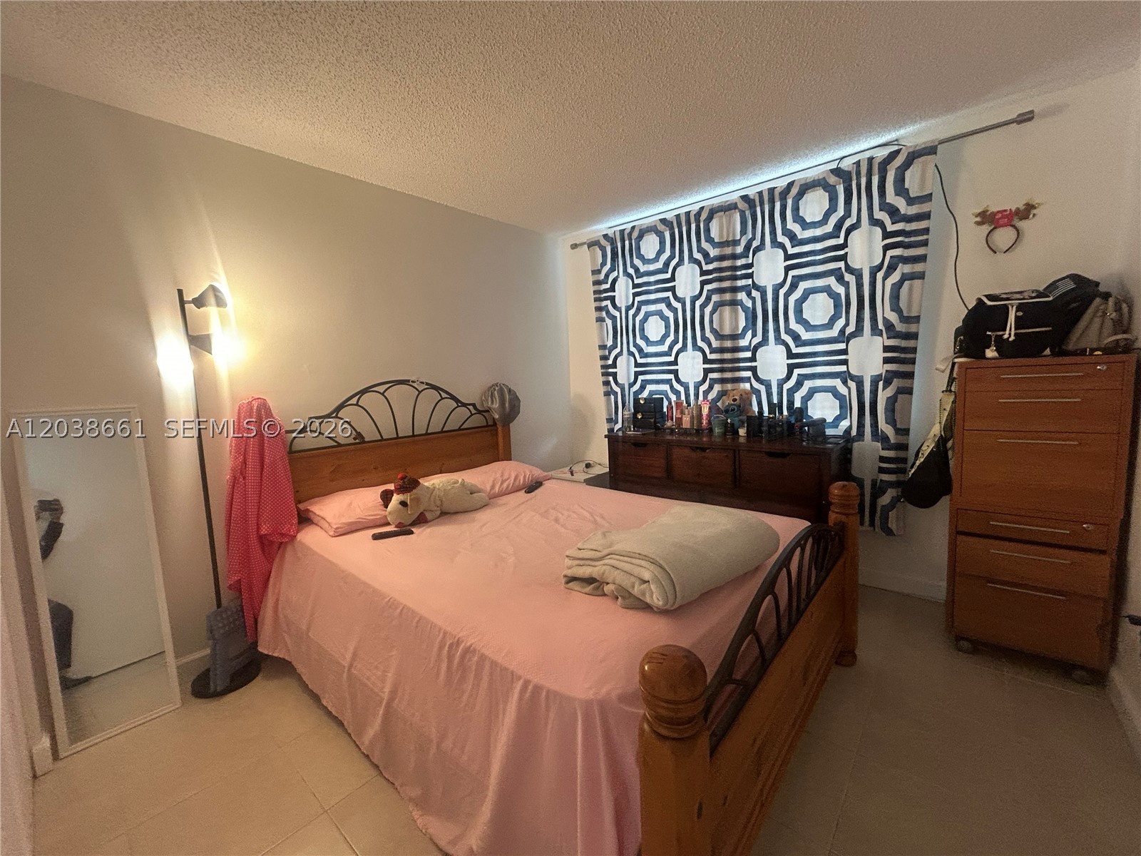 GARDENS OF KENDALL SO CON - Residential Lease
