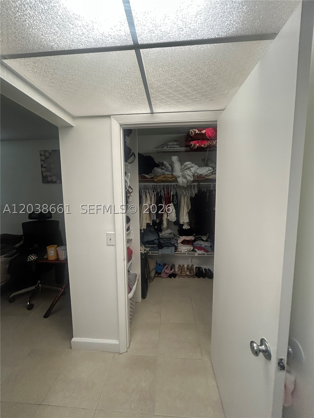 GARDENS OF KENDALL SO CON - Residential Lease