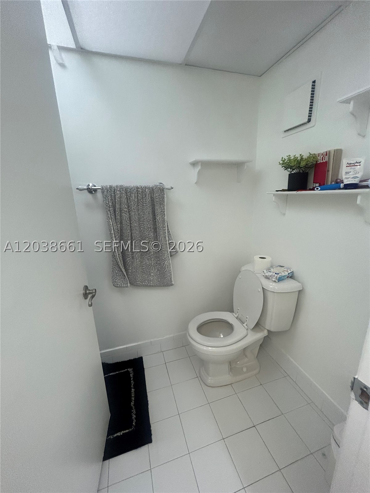 GARDENS OF KENDALL SO CON - Residential Lease