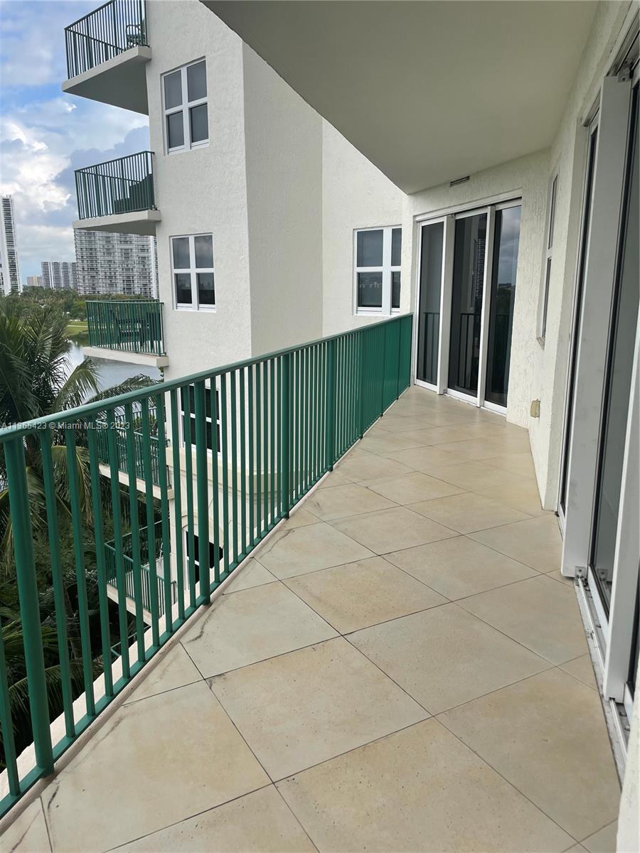 TURNBERRY VILLAGE VIEW - Residential Lease