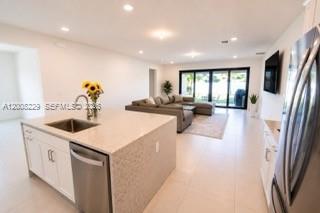 Estrella Square - Residential