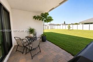 Estrella Square - Residential