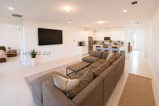 Estrella Square - Residential