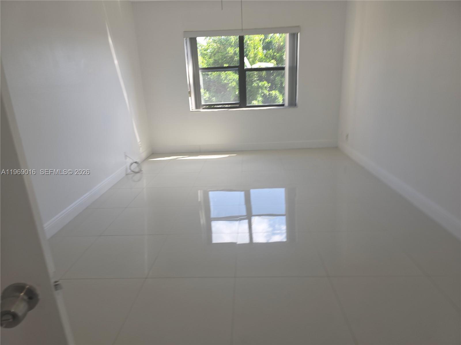 LAS VISTAS AT DORAL CONDO - Residential Lease