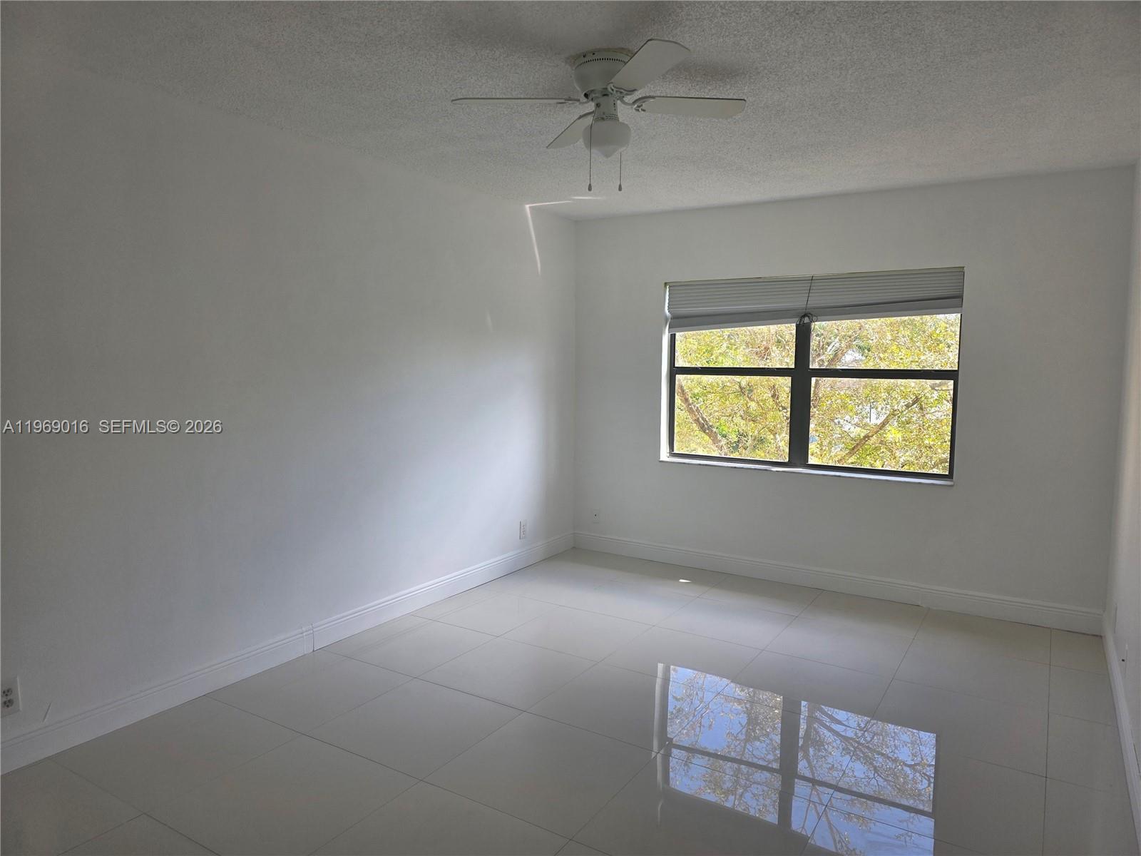 LAS VISTAS AT DORAL CONDO - Residential Lease