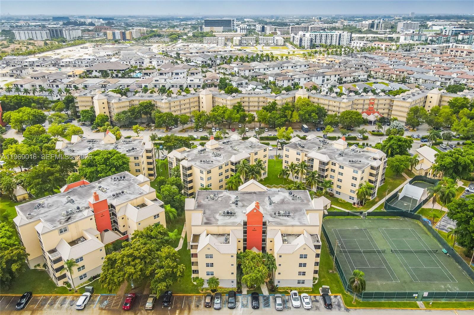 LAS VISTAS AT DORAL CONDO - Residential Lease