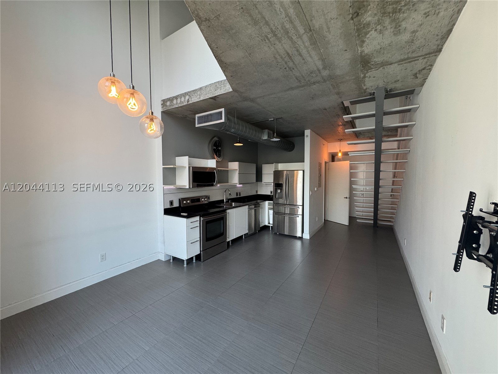 NEO VERTIKA CONDO - Residential Lease
