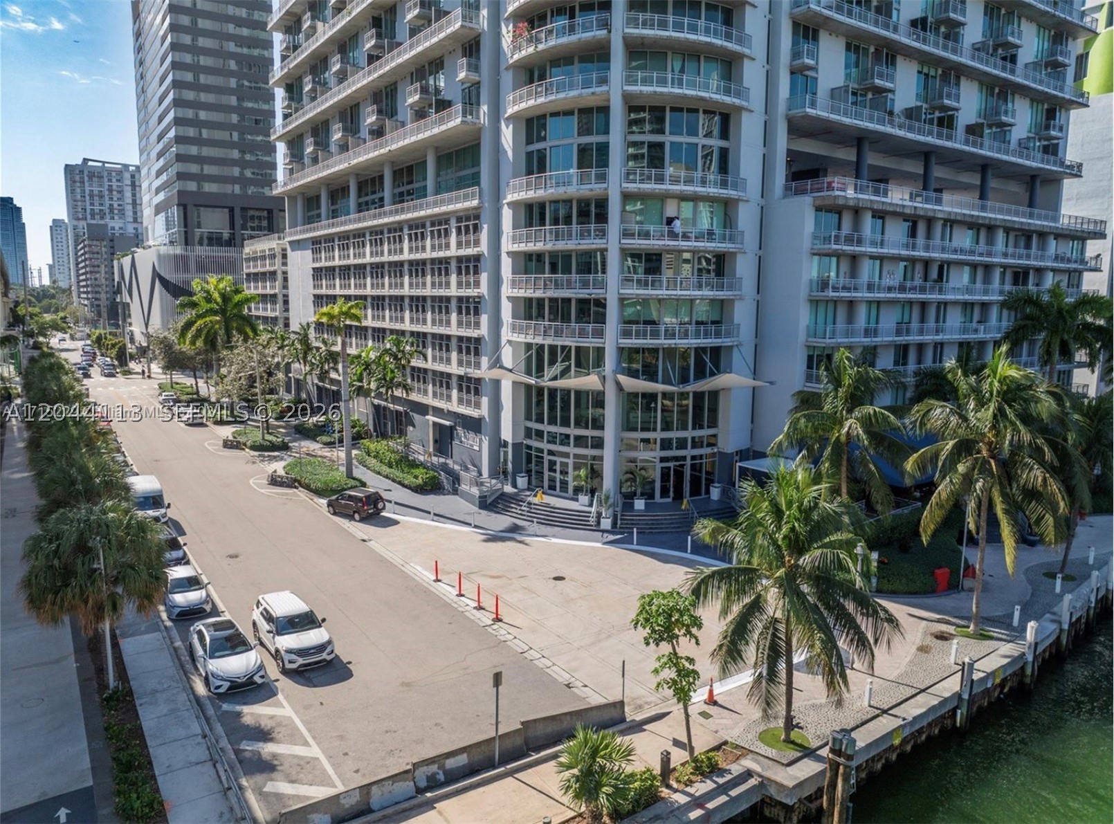 BEAUTIFUL 2 STORY LOFT STYLE UNIT FOR RENT AT NEO VERTIKA, OVERLOOKING MIAMI RIVER AND BRICKELL SKYLINE!! TWO LEVEL UNIT FEATURING LIVING AND KITCHEN, BALCONY ON THE FIRST LEVEL AND BEDROOM ON THE SECOND LEVEL WITH ITS OWN PRIVATE BALCONY AS WELL. MOTORIZED BLACKOUT SHADES ON THE 1st & 2nd FLOOR (REMOTE CONTROLLED). WASHER & DRYER. 1 PARKING SPOT (GATED). GREAT AMENITIES. INFINITY POOL. VALET, GYM, FRONT DESK. ONE BLOCK FROM BRICKELL CITY CENTER AND TWO BLOCKS FROM I-95.