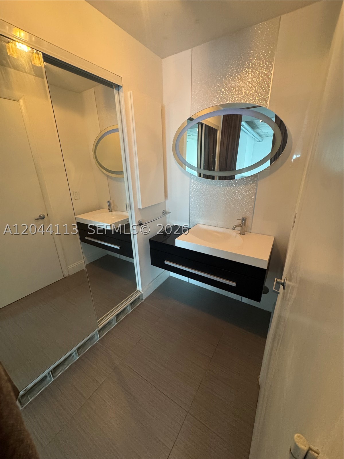NEO VERTIKA CONDO - Residential Lease