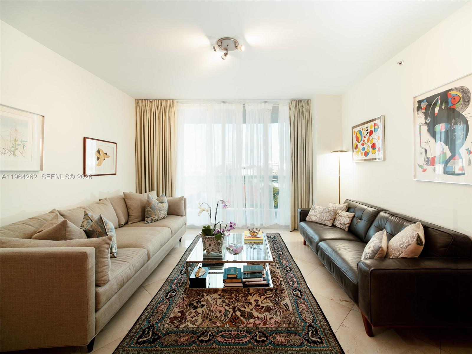 SOLIMAR CONDO - Residential