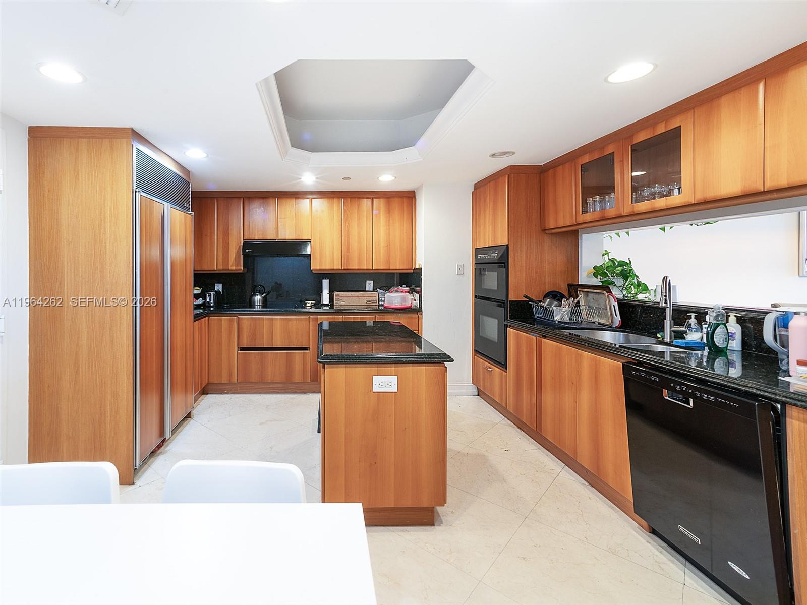 SOLIMAR CONDO - Residential
