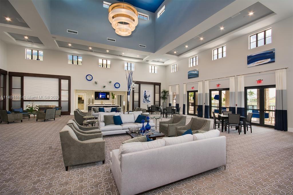 KENDALL COMMONS RESIDENTI - Residential Lease