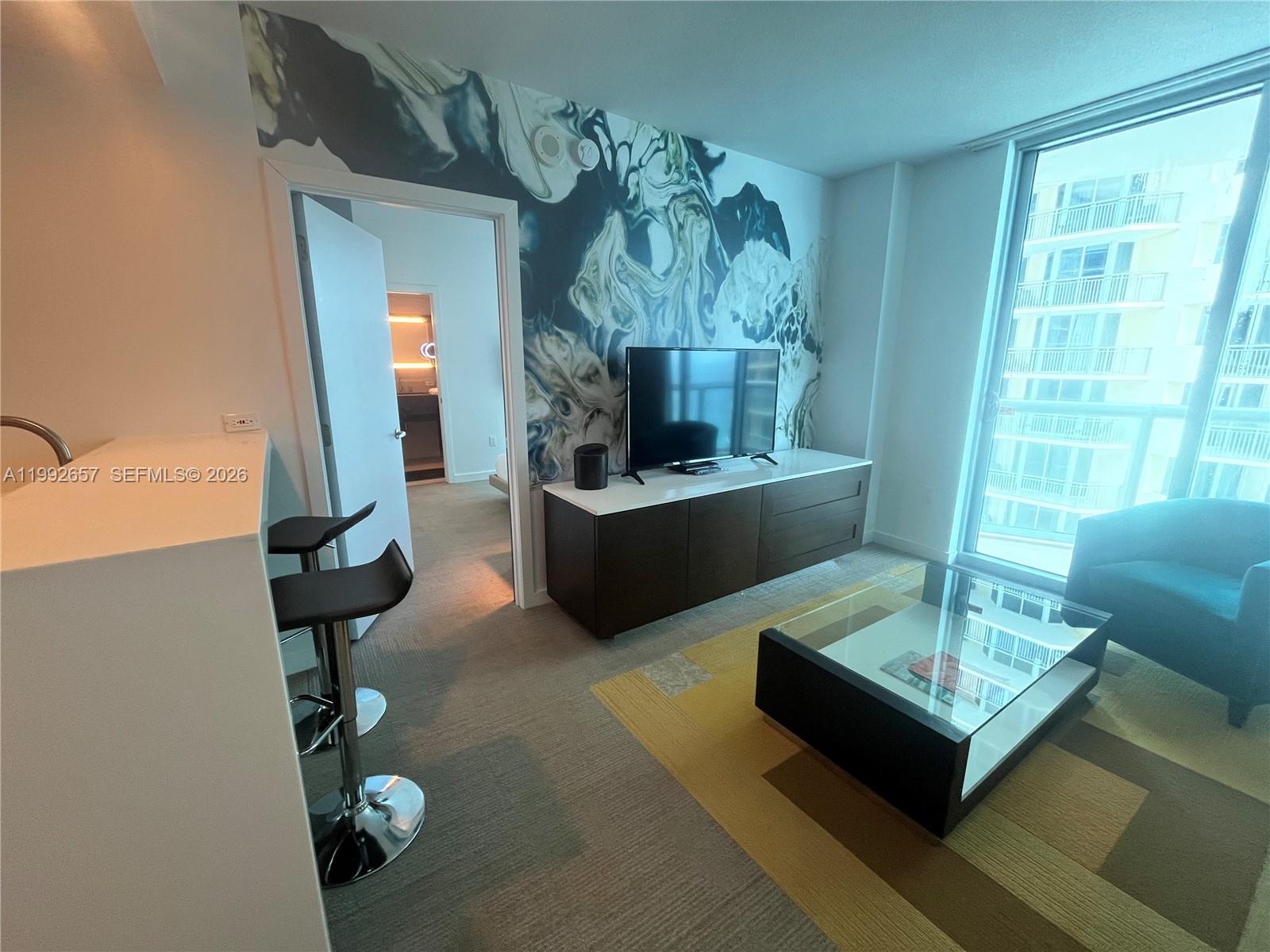 SOLE CONDO - Residential