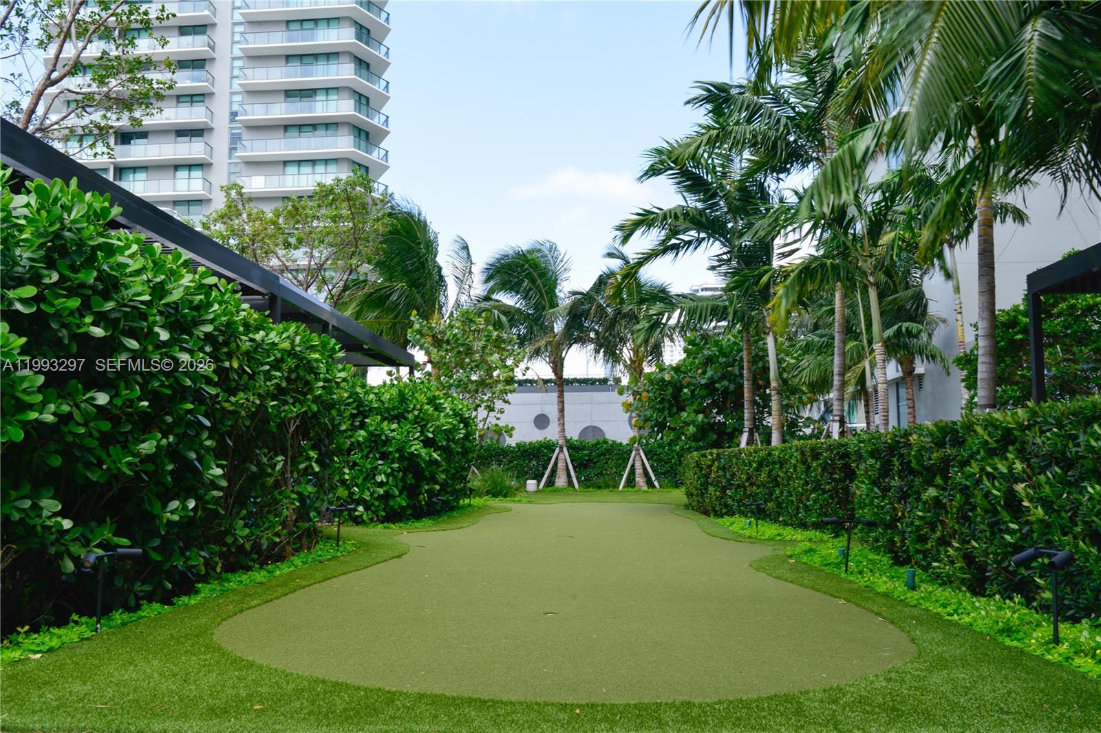 PARAISO BAY CONDO - Residential